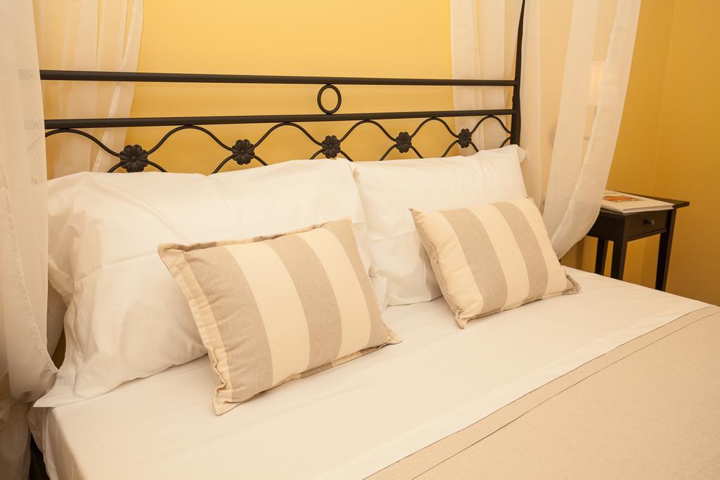 La Tuia E Il Tasso Bed & Breakfast Cagliari Bilik gambar