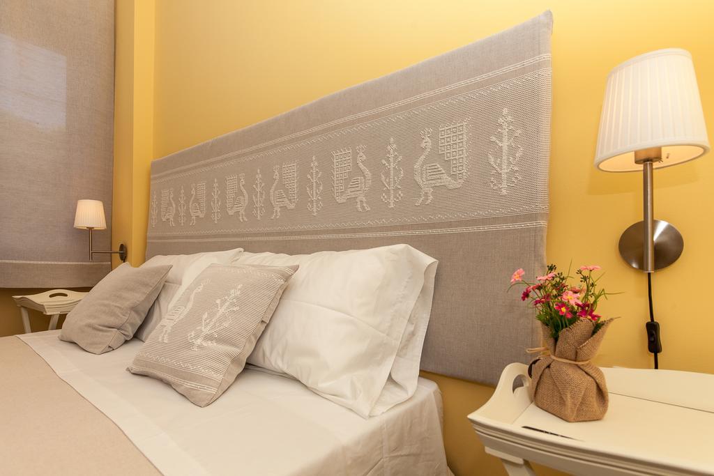 La Tuia E Il Tasso Bed & Breakfast Cagliari Luaran gambar