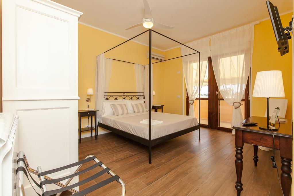 La Tuia E Il Tasso Bed & Breakfast Cagliari Luaran gambar